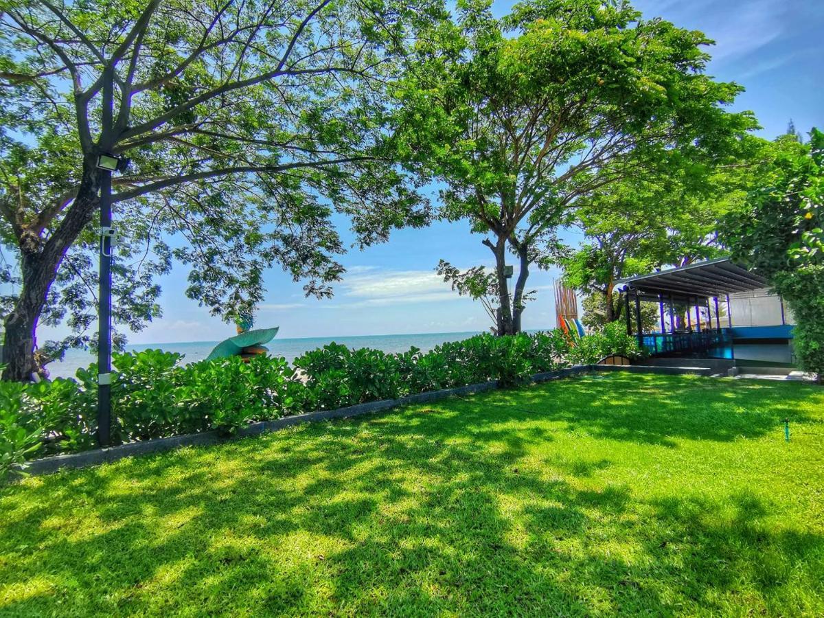 Beach Walk Boutique Resort Bangsaen Exterior foto