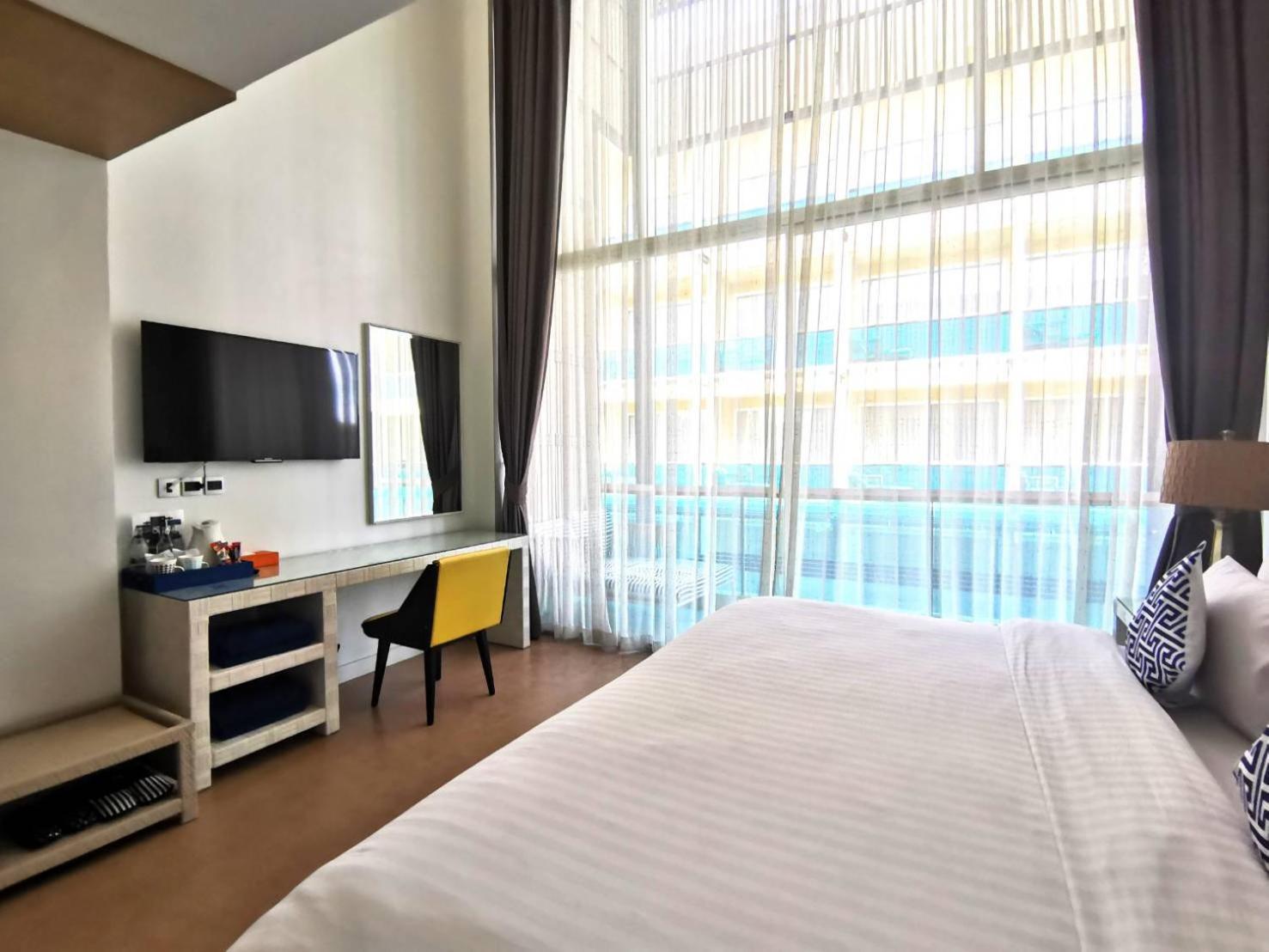 Beach Walk Boutique Resort Bangsaen Habitación foto
