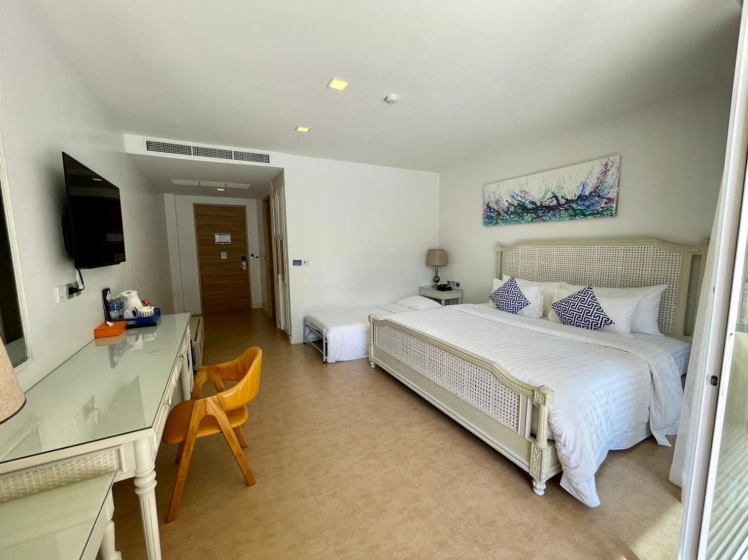 Beach Walk Boutique Resort Bangsaen Habitación foto